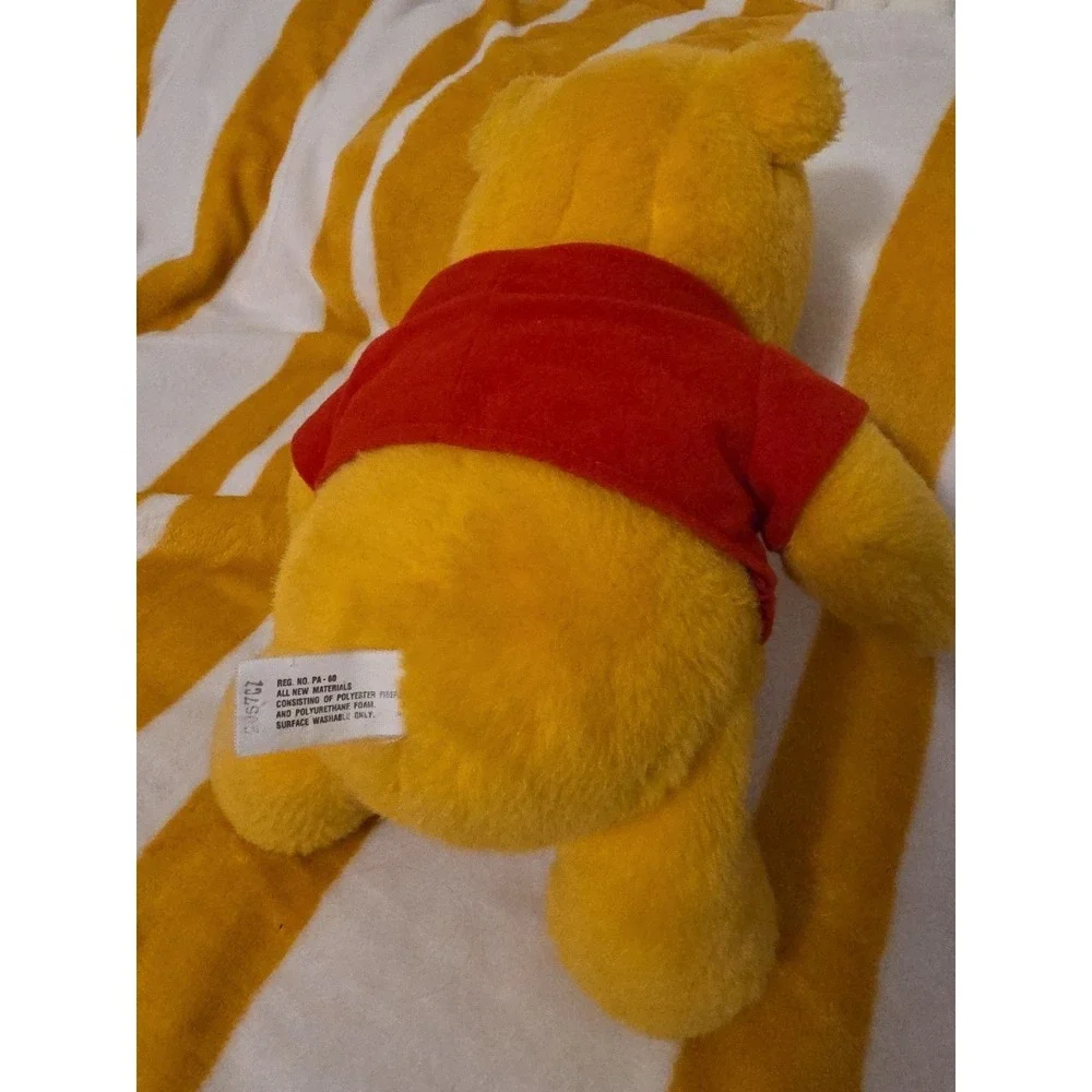 Vintage 1994 Winnie The Pooh 12 Inch Plush Mattel‎